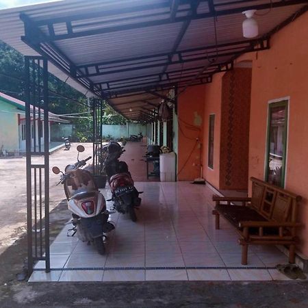 Express O 92251 Jaya Kusuma Homestay Jambi Buitenkant foto