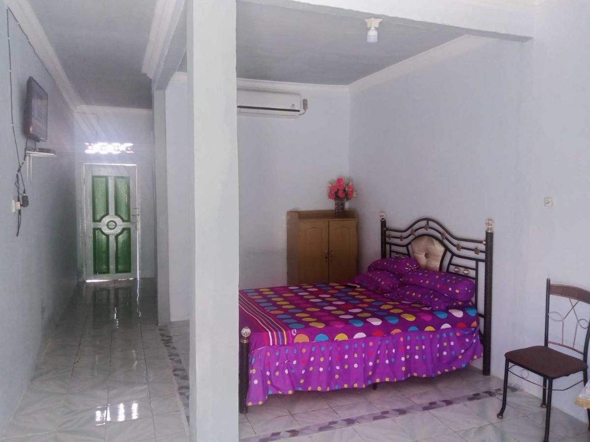 Express O 92251 Jaya Kusuma Homestay Jambi Buitenkant foto